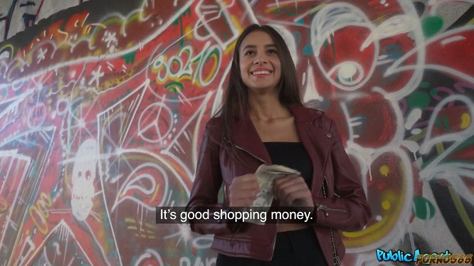 Шикарная девушка отдалась пикаперу за деньги